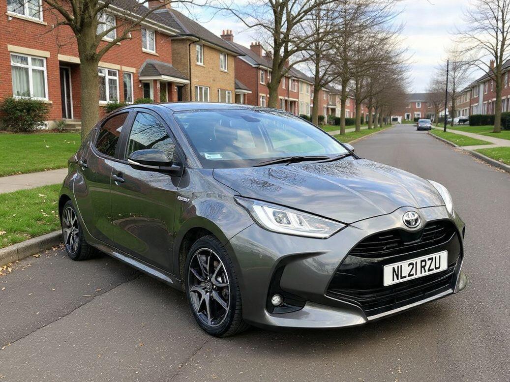 1.5 VVT-h Dynamic Hatchback 5dr Petrol Hybrid E-CVT Euro 6 (s/s) (116 ps)